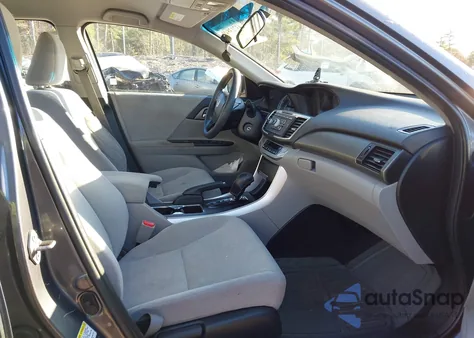 2013 Honda Accord Lx z USA, uszkodzony, nr VIN 1HGCR2F3XDA044489